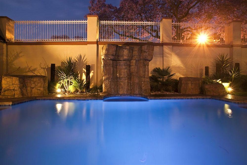 Sentinel Luxury Suite Hotel Pretoria-Noord Dış mekan fotoğraf